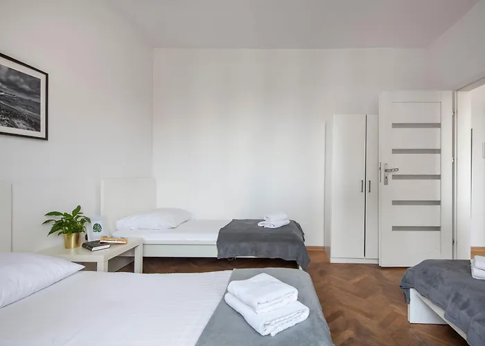 Sleepy3City Apartments 10 Lutego 23